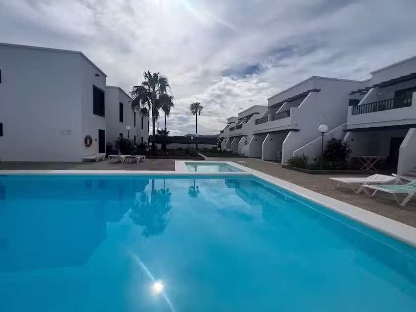 Las Mimosas ( SOLO ES EL APARTAMENTO A11)