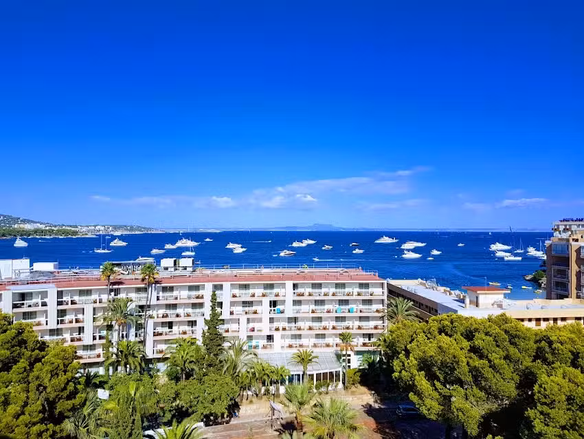 Las Palomas Apartments &ndash; Econotels