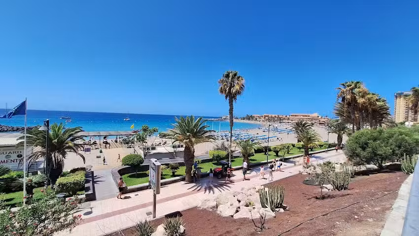 Las Vistas Sunset Sea View