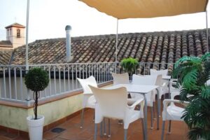 Laurel Suites Apartments