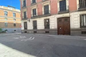 Le Petit Pal&uuml; -Flora