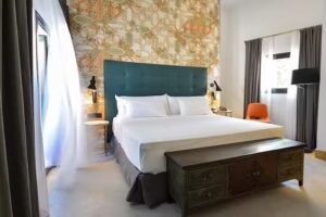 Legado Alcazar Hotel