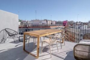 limehome Valencia Calle de San Jacinto