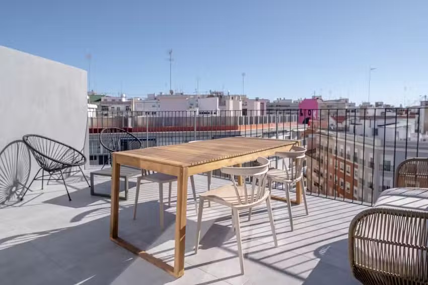 limehome Valencia Calle de San Jacinto