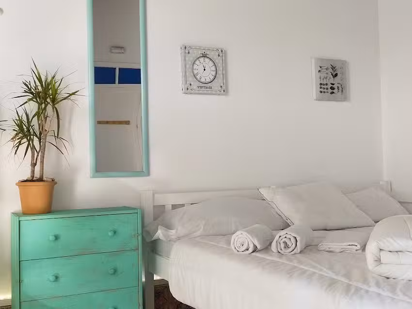 Lion Hostel Tarifa & Kiteschool