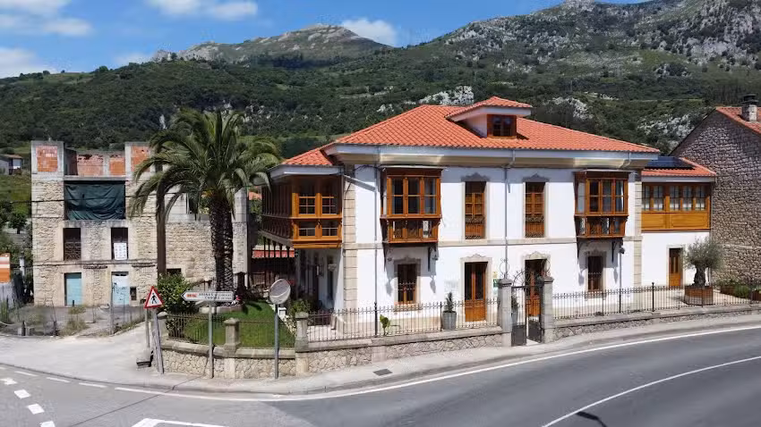 LOBEN &ndash; La casona del Deva