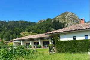 Los Jardines de la Llosa