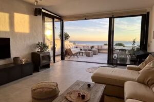 Los Lances Beach Apartment