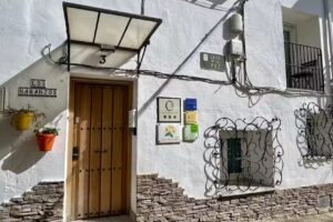 Los Naranjos Eco Home &ndash; Apartamentos Rurales en Casas de Mill&aacute;n, Monfrag&uuml;e