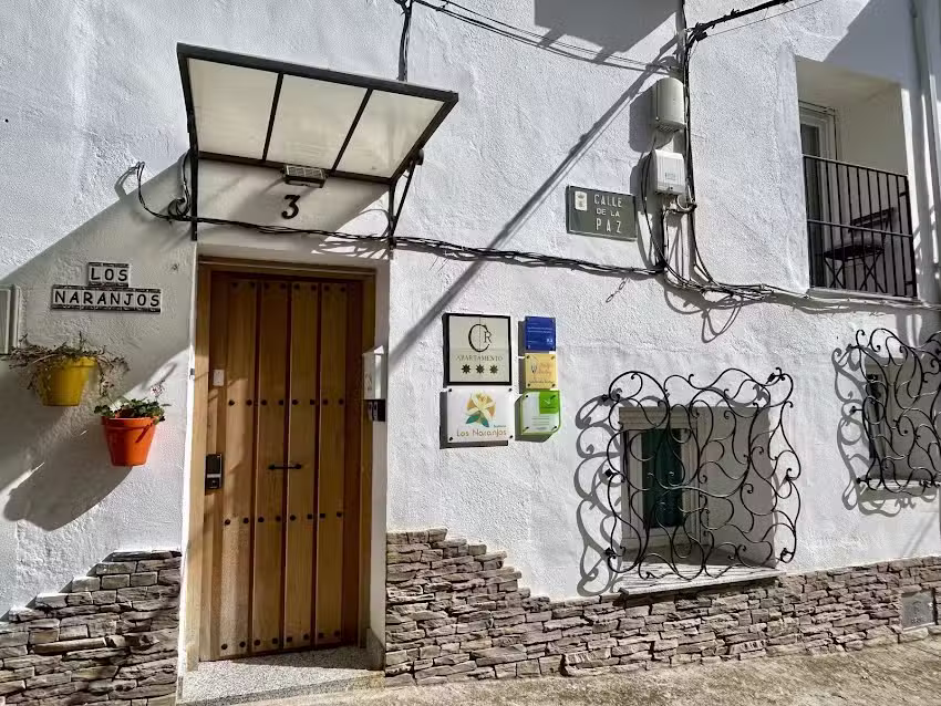 Los Naranjos Eco Home &ndash; Apartamentos Rurales en Casas de Mill&aacute;n, Monfrag&uuml;e