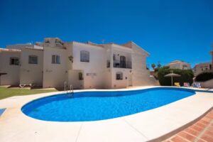 Los Pinos 2 Nerjarent