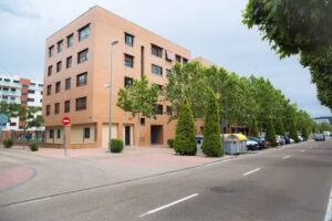 Luminoso Apartamento NUEZ &ndash; Nuevo/Zona verde/Wifi