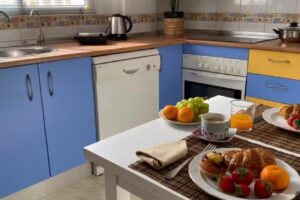 Lunaroom Center & Quite Guesthouse