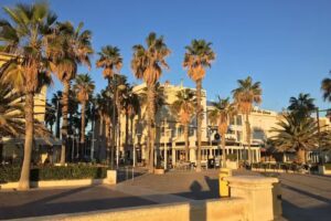 Malvarrosa Beach Rooms