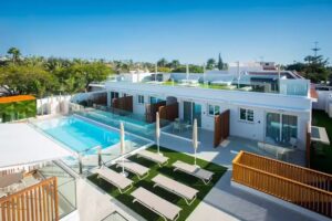 Mar Bianco Luxury Apartments – Gay Men Only