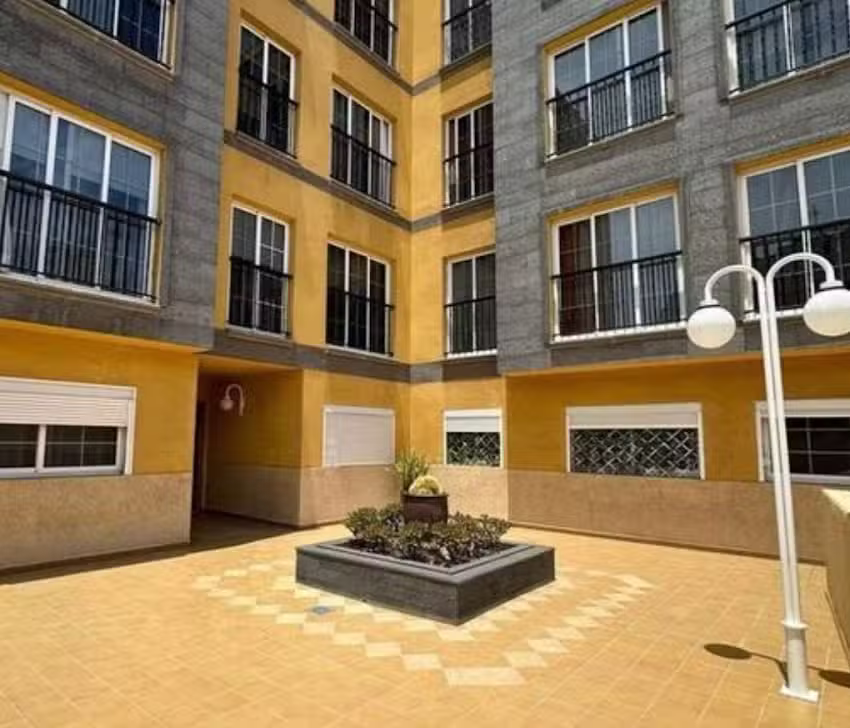 Mar y Volc&aacute;n. Vivienda vacacional. Arrecife