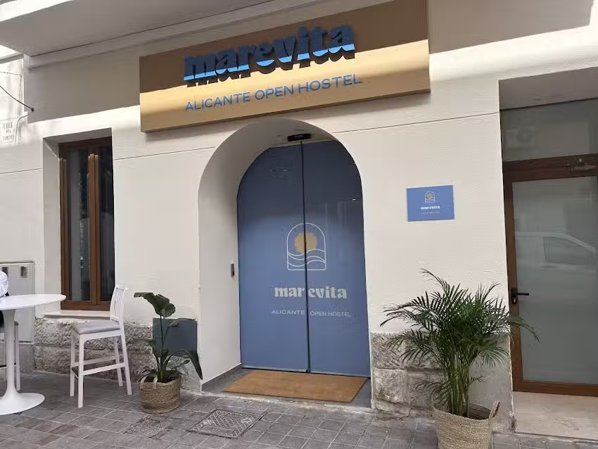 Marevita Hostel Suites