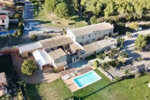 Mas Ramades &ndash; Pensada per adults