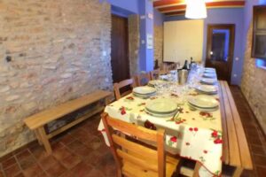 Masia Casa Roja &ndash; Casas Rurales