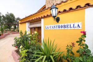 Masía rural Cantrobella