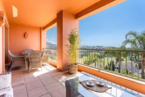 Mediterranean Swing Apartments