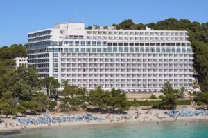 Meli&aacute; Cala Galdana