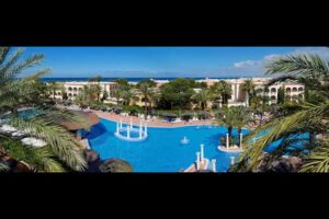 Meli&aacute; Zahara Resort & Villas