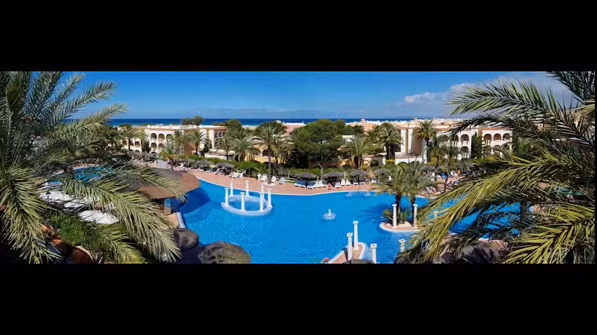 Meli&aacute; Zahara Resort & Villas