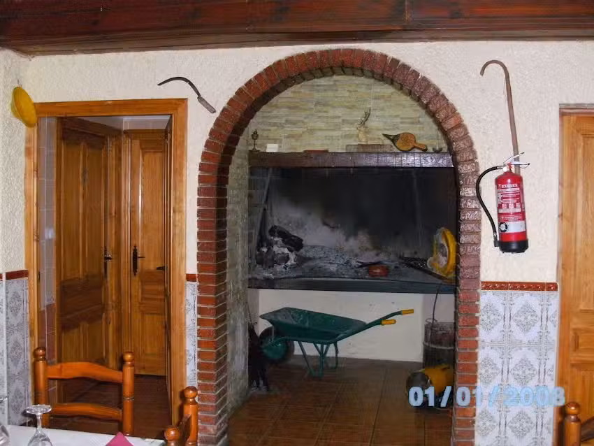 MESON RESTAURANTE EL ALMENDROS