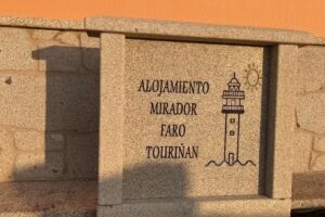 Mirador do faro Touri&ntilde;&aacute;n Alojamiento