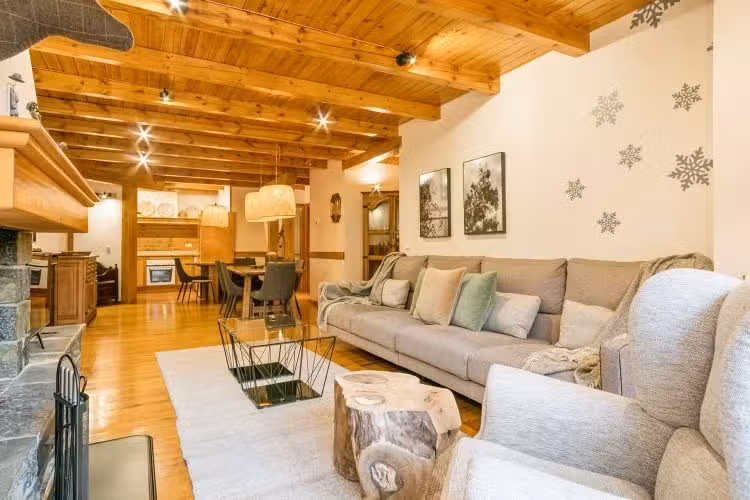 Moli&egrave;res | LUDERNA Rentals