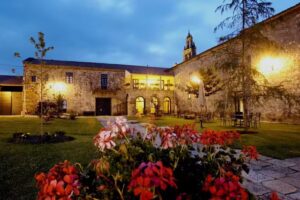 Mosteiro de Aciveiro Hotel