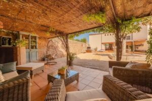 Naturaki Can Disp&egrave;s