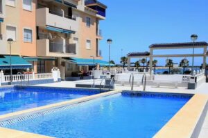 Naufragos Beach Apartment