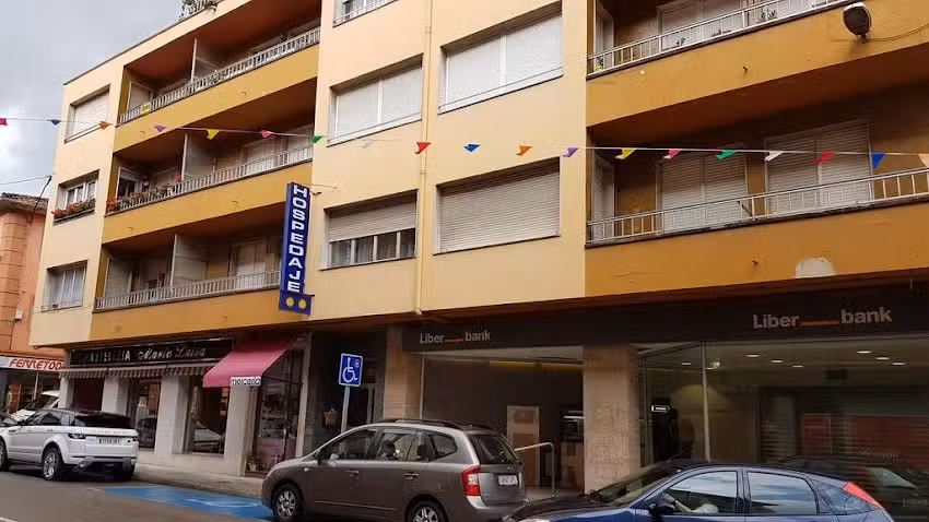 Nuevo Hostal La Sierra Cab&aacute;rceno