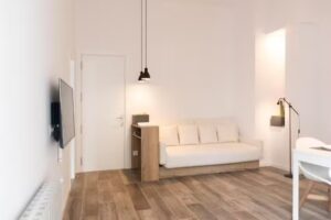 NUEVO luminoso y con terrazas junto a la playa