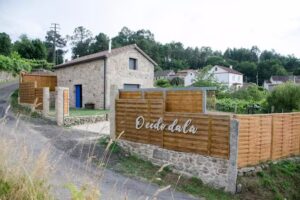 O Eido Dalá, tu casa de aldea