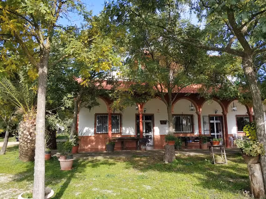 Observatorio de aves, reptiles y mam&iacute;feros.