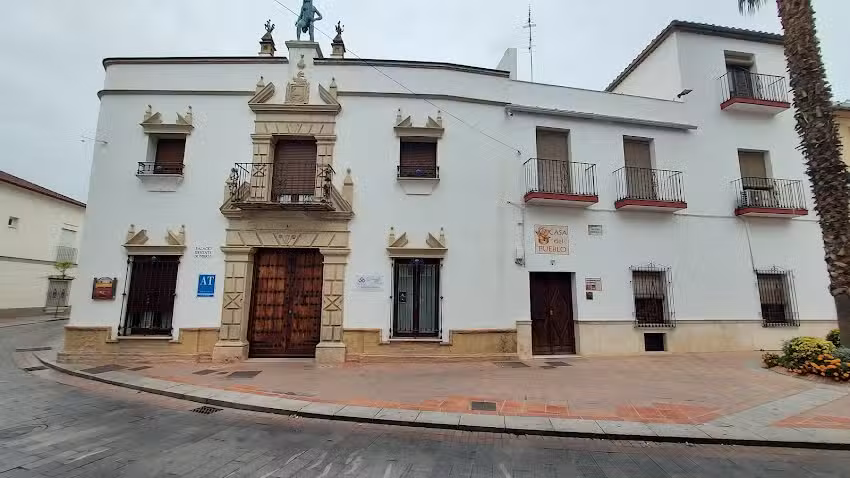 Palacio Sirvente de Mieres.