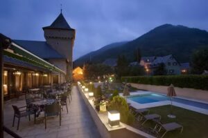 Parador de Art&iacute;es