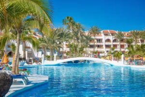 Parque Santiago III Official