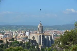 Pensi&oacute; Bellmirall