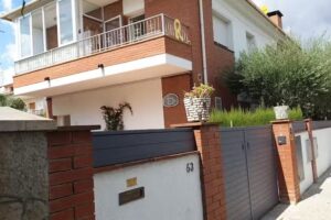 Pensi&oacute; Cam&iacute; Reial