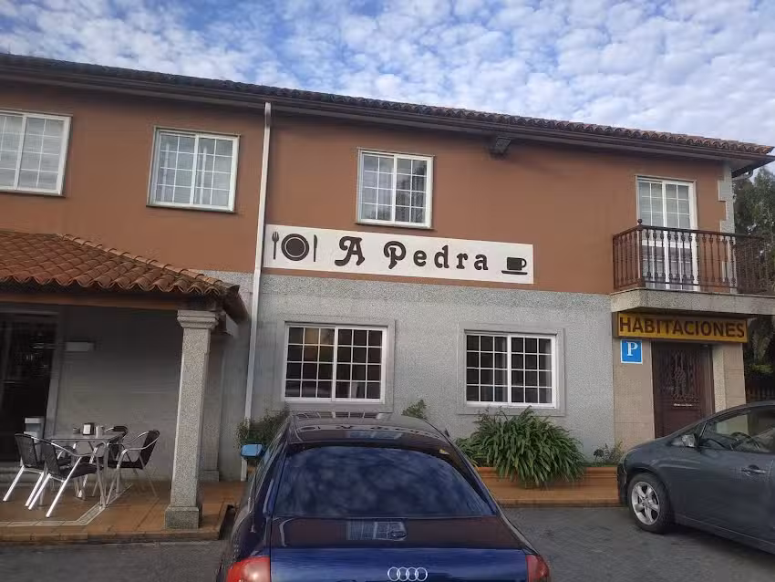 Pensi&oacute;n A Pedra