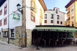 Pension Bar El Gijon&eacute;s &ndash; Cangas de On&iacute;s