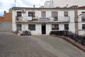 Pensi&oacute;n Henares