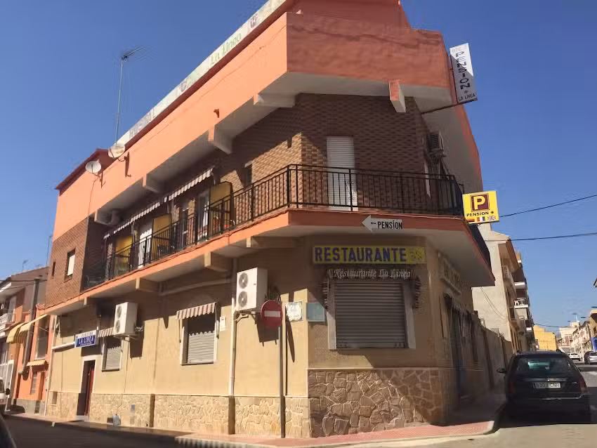 Pensi&oacute;n La L&iacute;nea