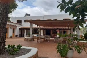 Pensi&oacute;n las Tres Golondrinas