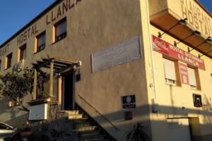 Pension llan&ccedil;a- hostal restaurante habitaciones llanca &ndash; girona