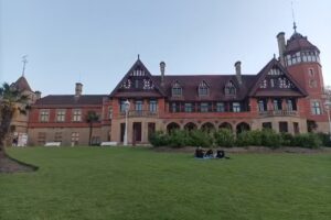 PENSI&Oacute;N LOREA